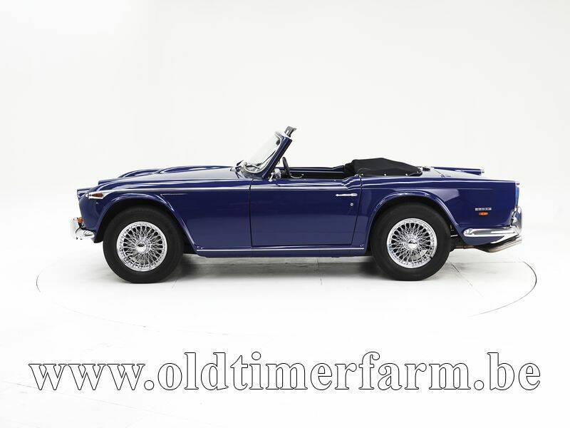 Image 8/15 de Triumph TR 5 PI (1968)