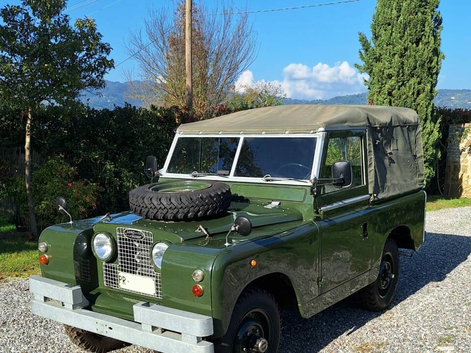 Bild 6/33 von Land Rover 88 (1965)