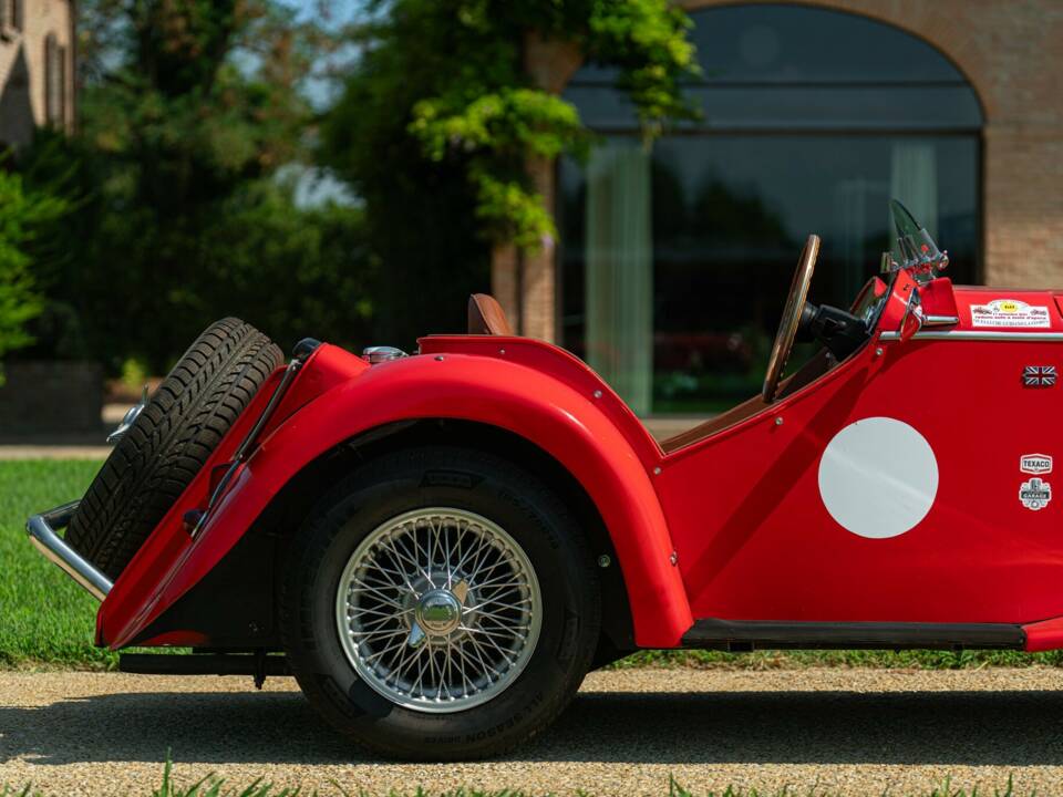 Immagine 34/50 di Burlington Arrow (1963)