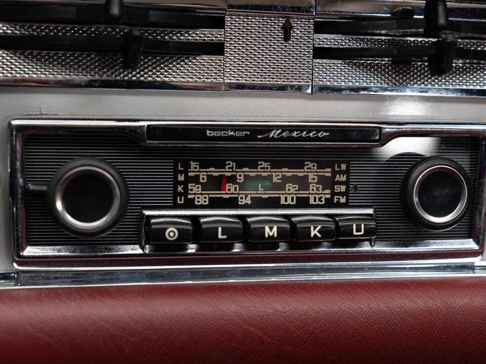 Bild 39/44 von Mercedes-Benz 280 SL (1970)