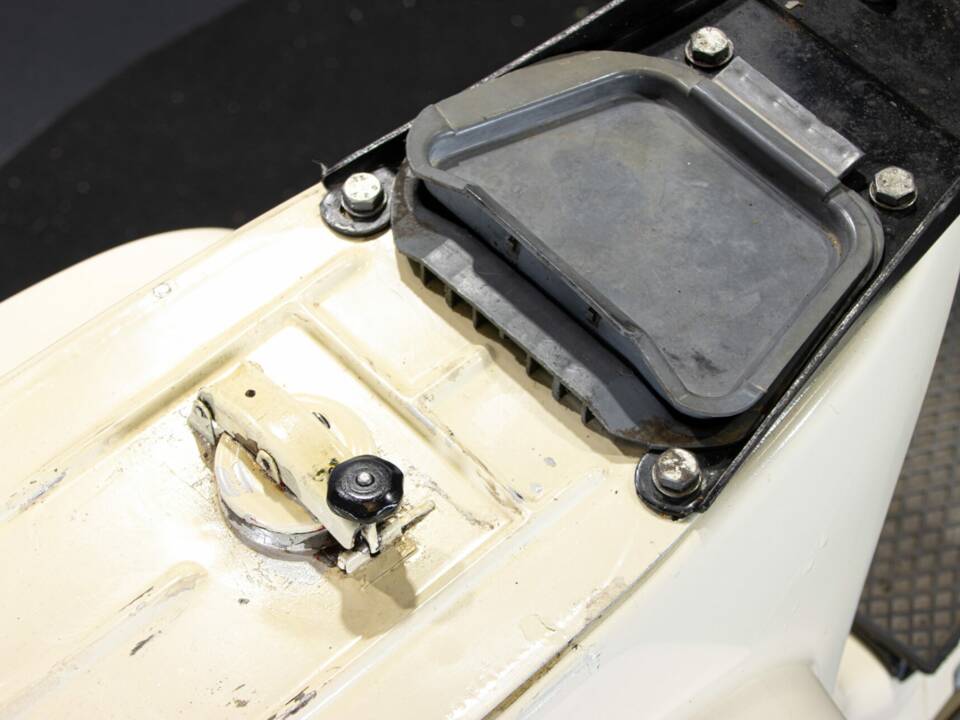 Imagen 17/49 de Piaggio Vespa PK 125 S (1984)