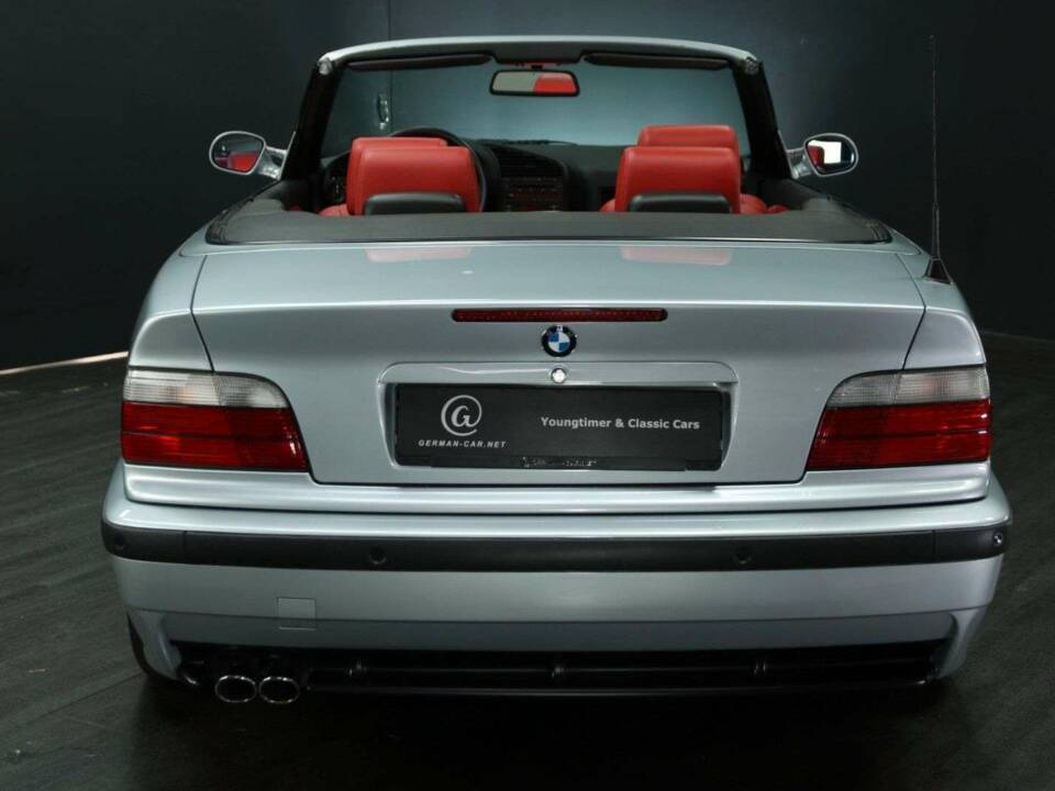 Immagine 5/50 di BMW 328i (1997)