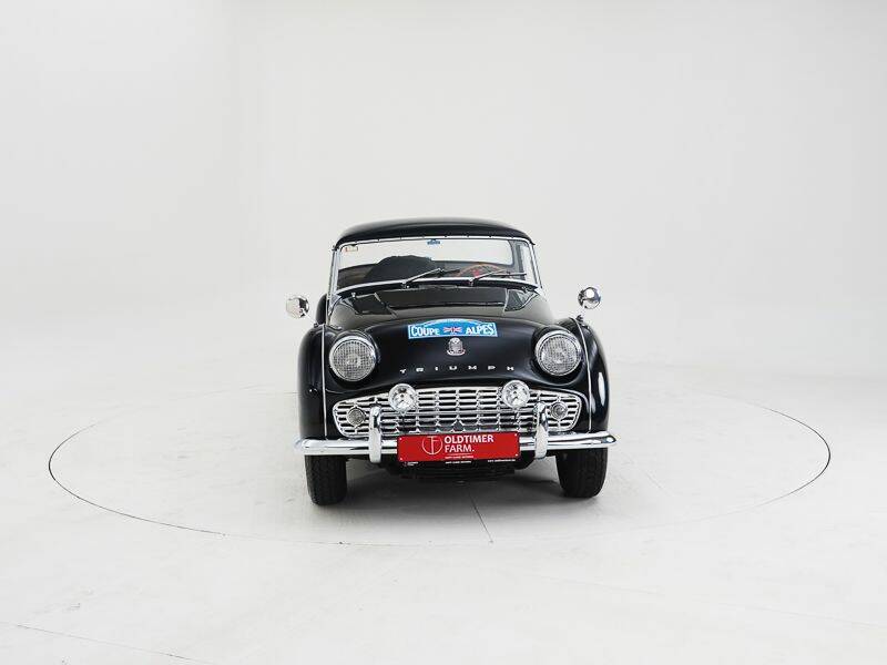 Afbeelding 11/15 van Triumph TR 3A (1960)