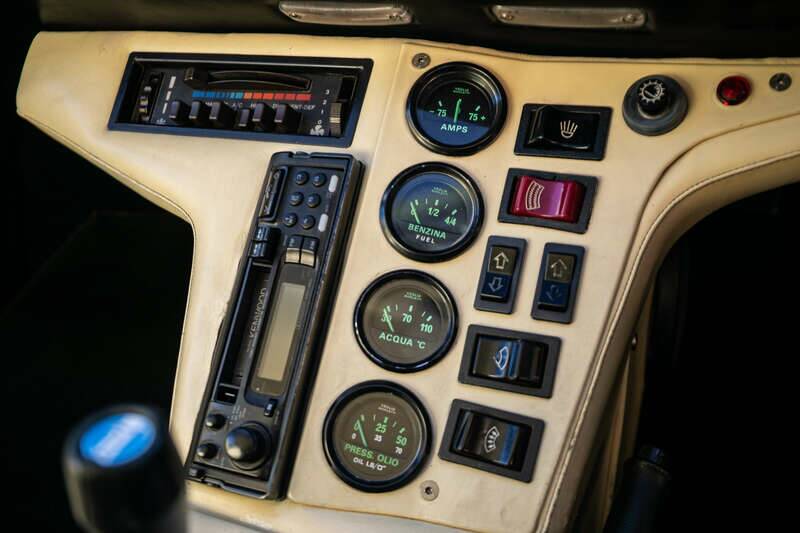 Immagine 25/50 di De Tomaso Pantera GT5 (1984)