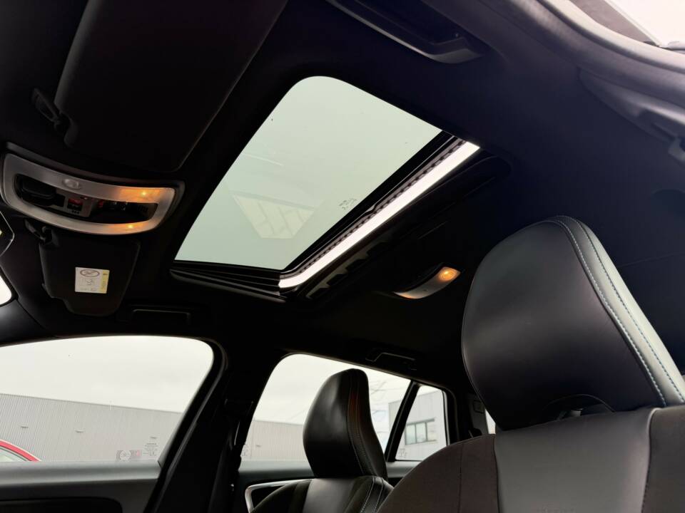 Obraz 28/40 pojazdu Volvo V60 Polestar (2017)