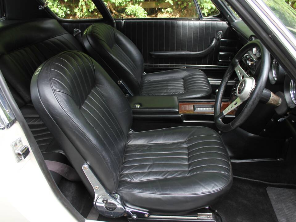 Image 9/20 of Jensen Interceptor MK I (1968)