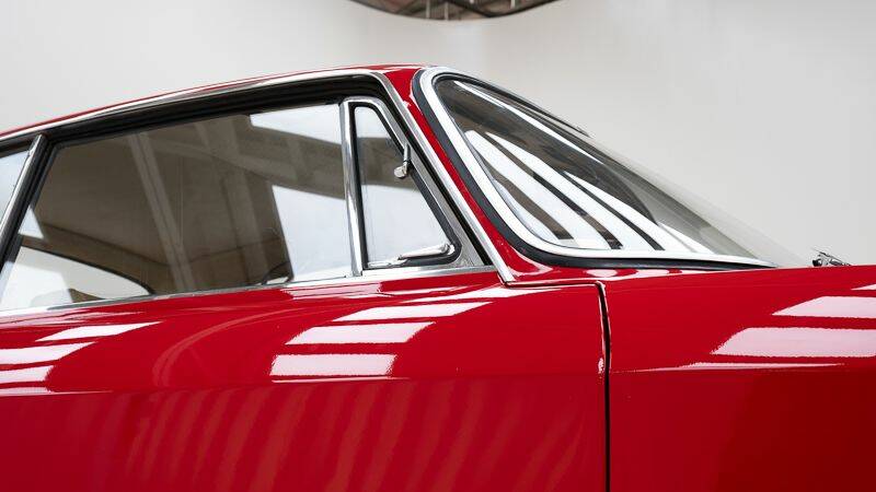 Bild 13/15 von Alfa Romeo 2000 GT Veloce (1974)