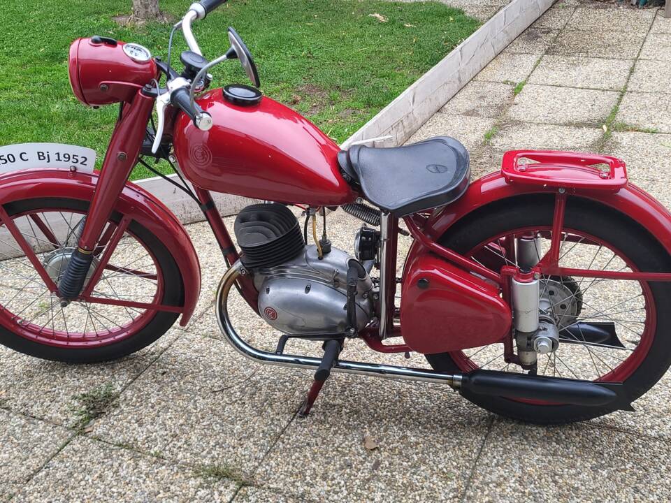 Image 1/13 of CZ 150 (1952)