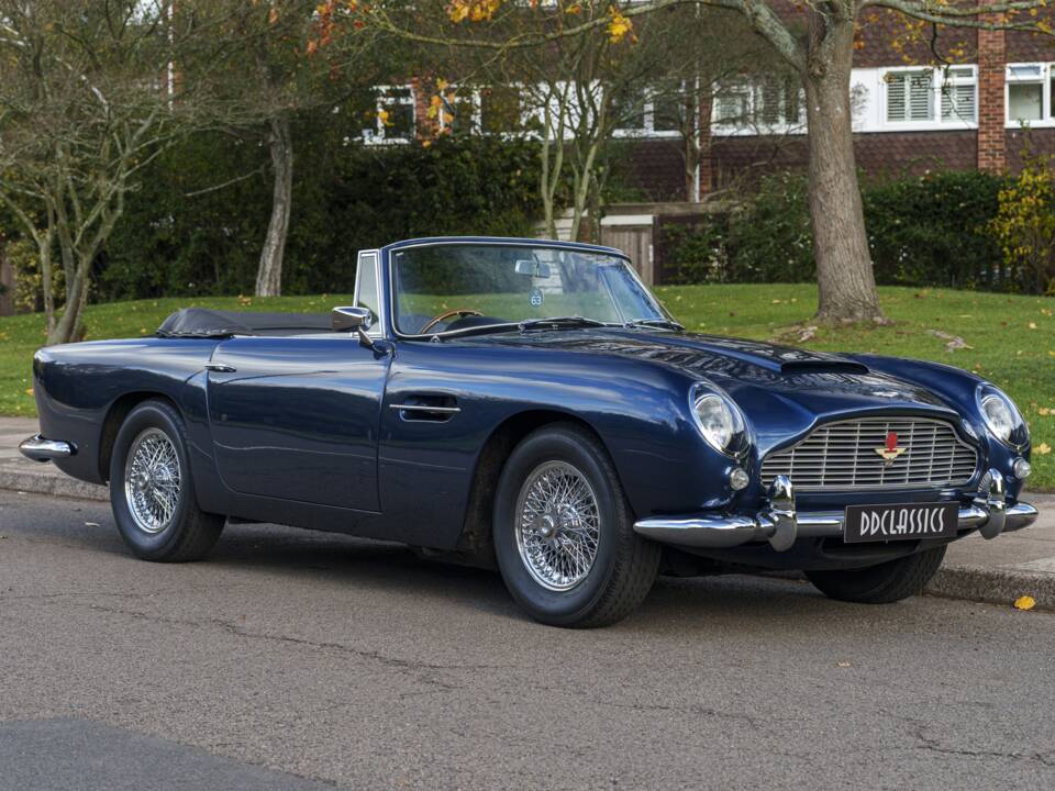 Imagen 2/27 de Aston Martin DB 5 (1964)