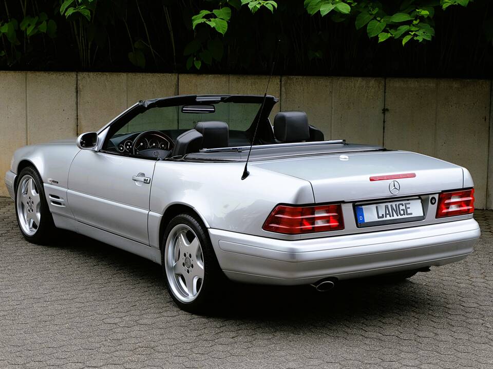 Bild 3/63 von Mercedes-Benz SL 320 &quot;Final Edition&quot; (2001)