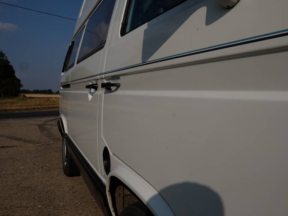 Bild 49/98 von Volkswagen T3 Westfalia 1.6 TD (1990)