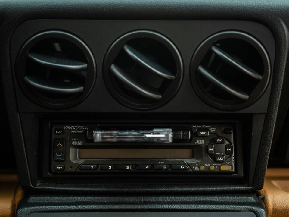 Image 38/50 of Alfa Romeo 2.0 Spider (1991)
