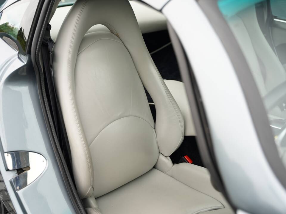 Imagen 17/50 de TVR Tuscan (2003)