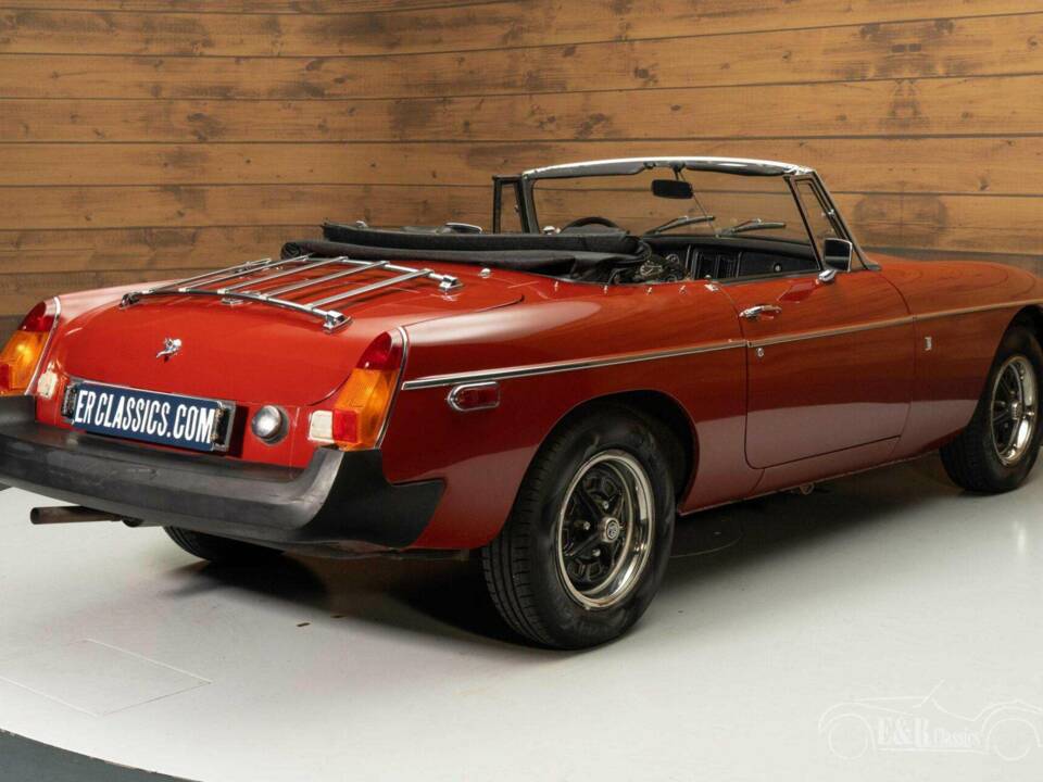Afbeelding 8/19 van MG MGB (1978)
