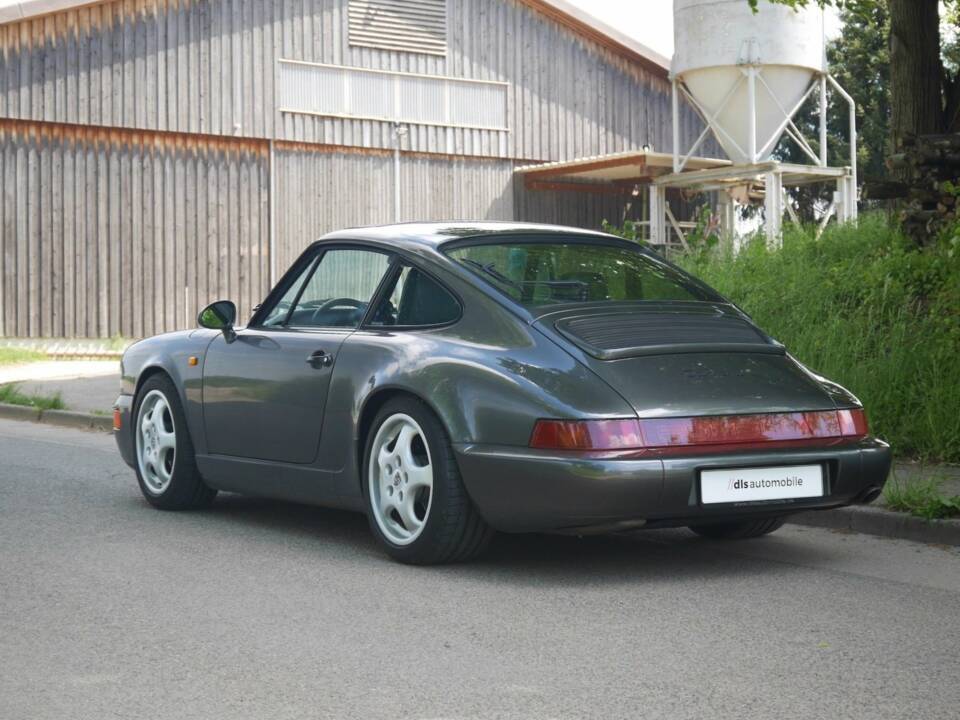 Bild 22/35 von Porsche 911 Carrera 2 (1993)
