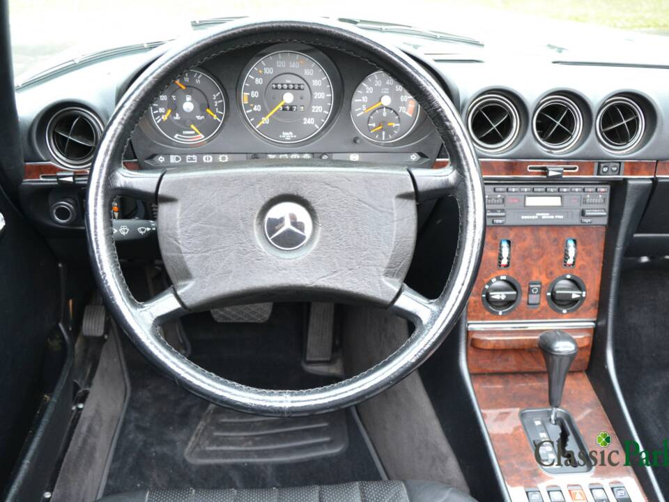 Image 46/50 of Mercedes-Benz 300 SL (1986)