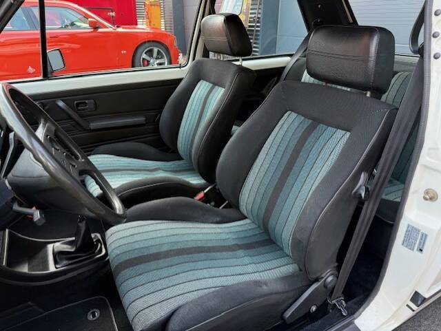 Image 10/22 of Volkswagen Golf Mk I GTI 1.8 (1983)