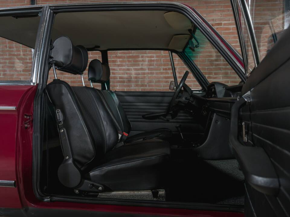 Bild 71/99 von BMW 1802 (1973)