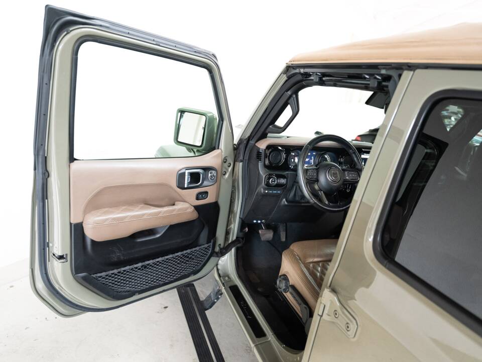 Image 11/39 de Jeep Wrangler 2.0 4xe (2023)