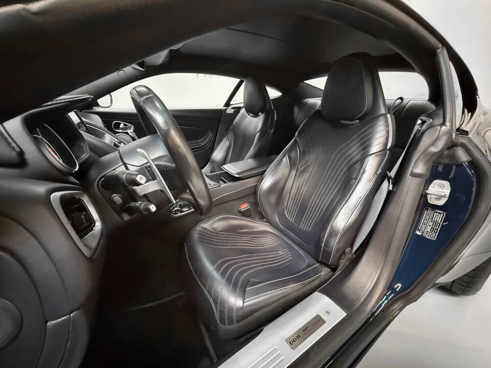 Afbeelding 17/26 van Aston Martin DB 11 V8 (2018)