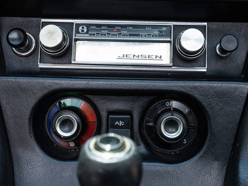 Bild 20/42 von Jensen Interceptor  MK II (1971)