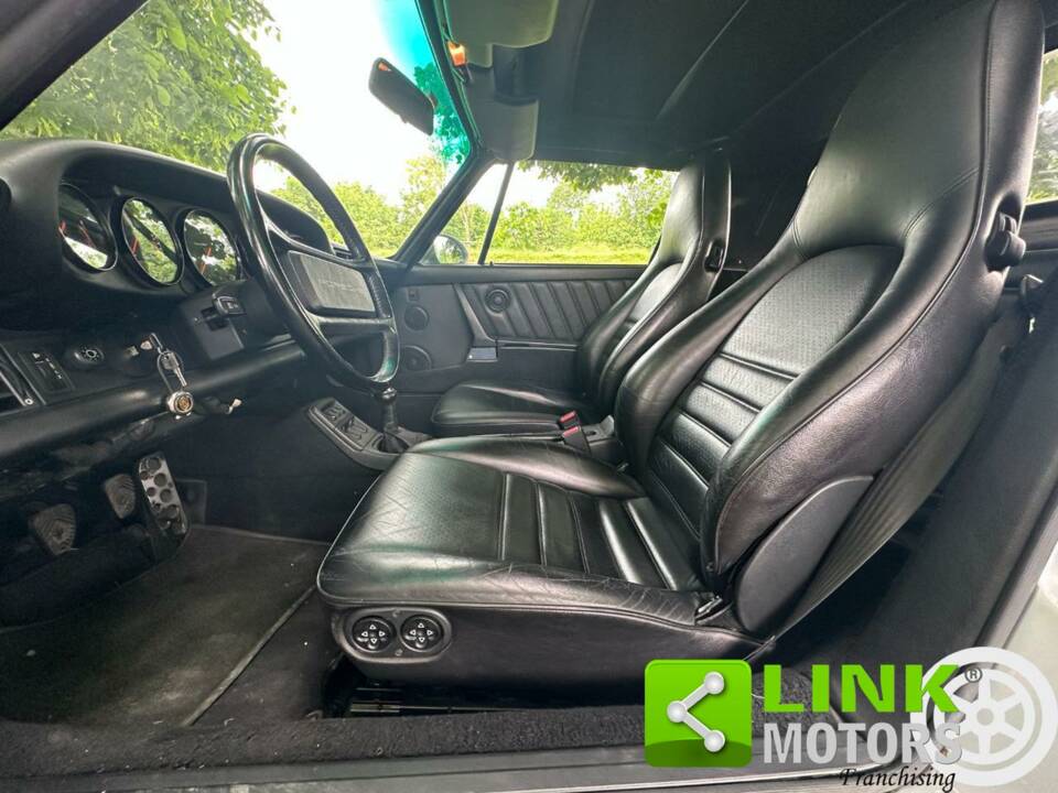 Bild 5/10 von Porsche 911 Carrera 4 (1991)