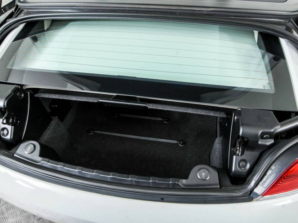 Image 41/50 of BMW Z4 sDrive23i (2010)