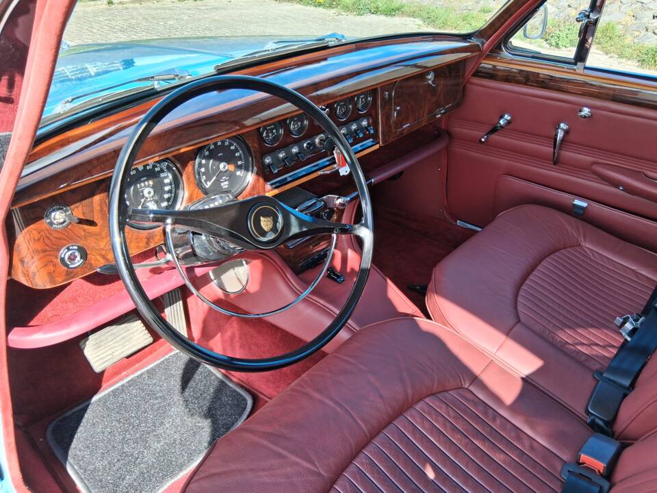 Afbeelding 4/16 van Jaguar S-Type 3.8 (1965)