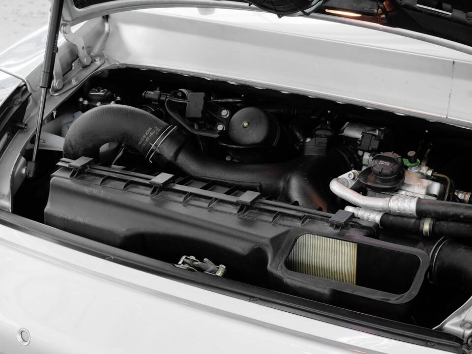 Image 34/49 of Porsche 911 Turbo (2002)