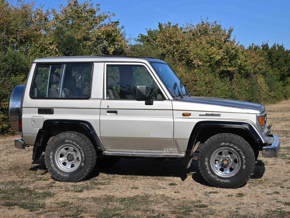 Bild 2/50 von Toyota Landcruiser Turbo LJ 70 (1989)