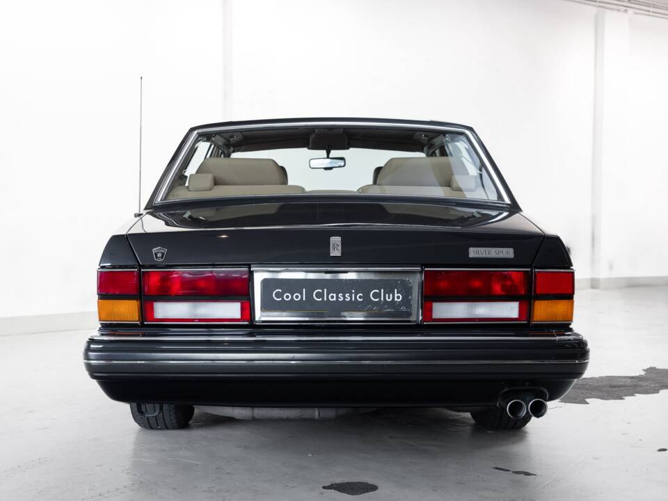 Image 4/32 de Rolls-Royce New Silver Spur (1996)