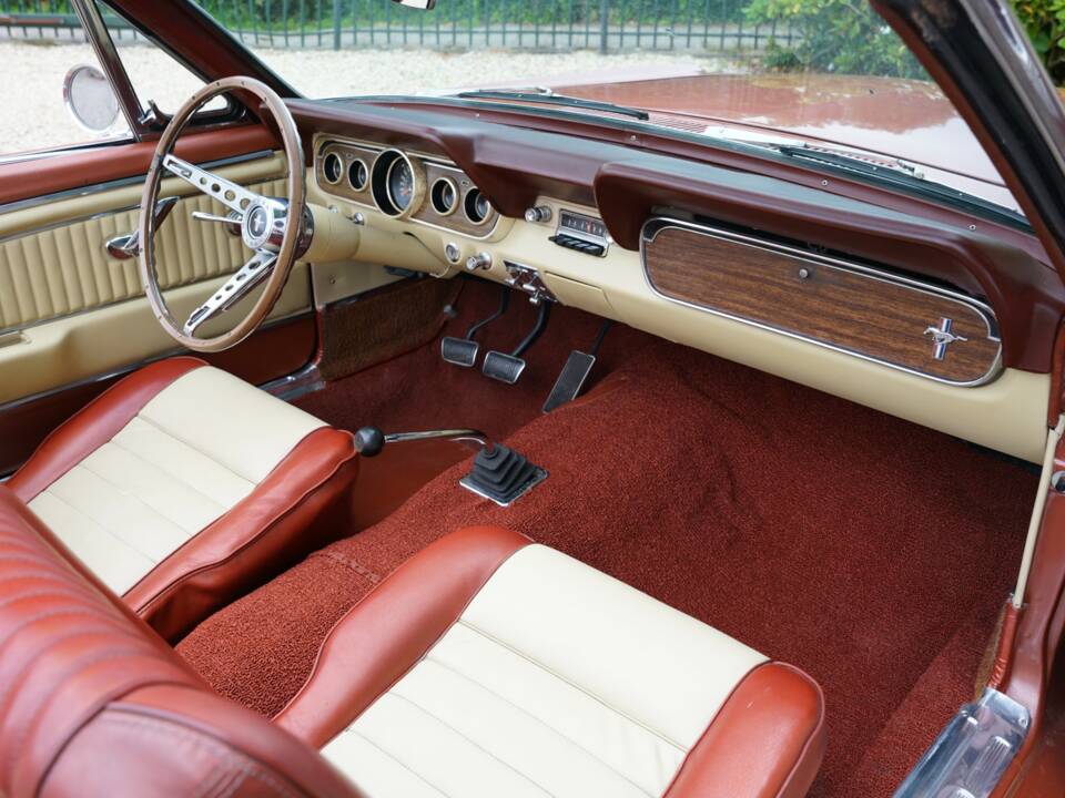 Bild 40/50 von Ford Mustang 289 (1966)