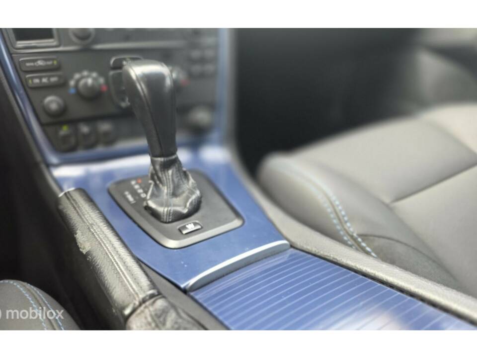 Bild 26/42 von Volvo V 70 2.5T (2005)