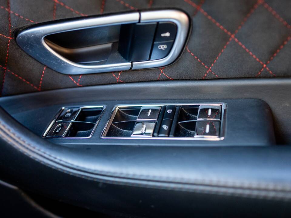 Image 33/46 of Bentley Continental Supersports (2010)