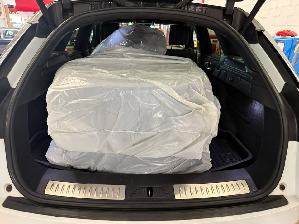 Image 18/18 of Land Rover Range Rover Velar SVAutobiography (2019)