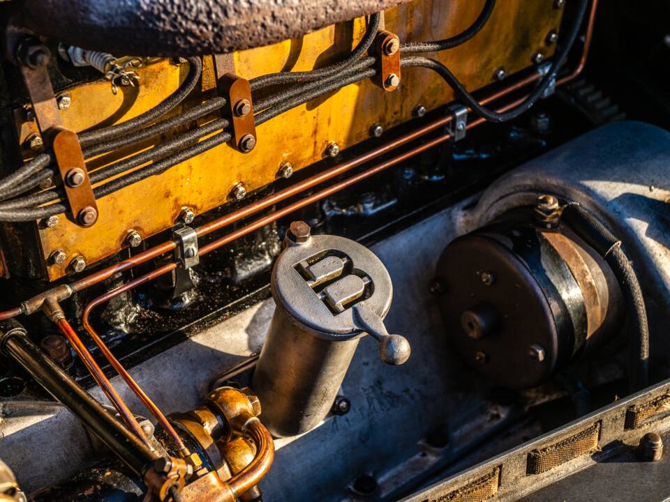 Image 16/18 of Bentley 3 Litre (1925)