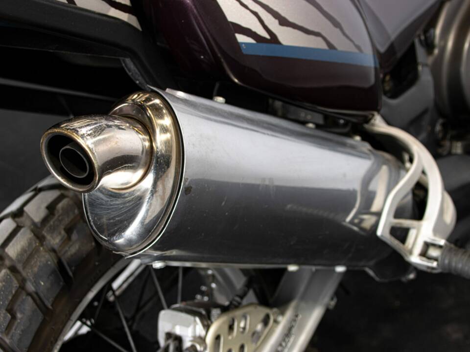 Image 44/50 of Yamaha XTZ 750 SuperTéneré (1990)