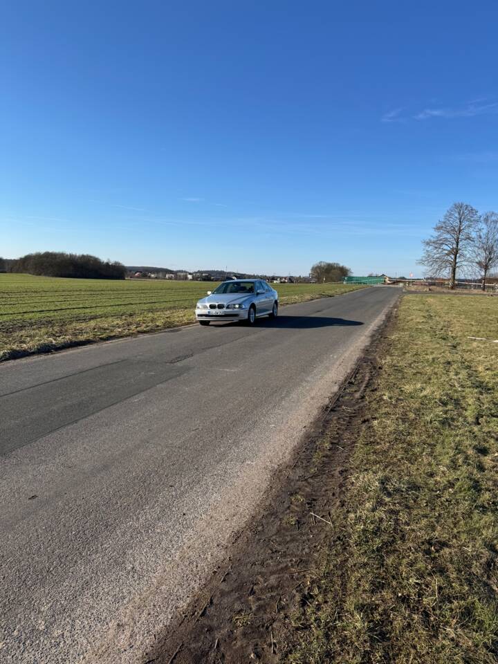 Bild 19/75 von BMW 540i (2001)