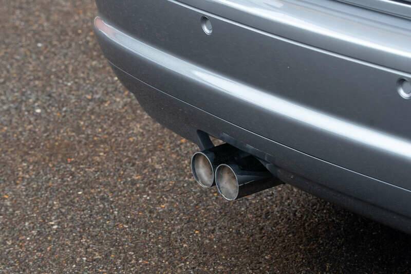 Image 46/50 of BMW M3 (2005)