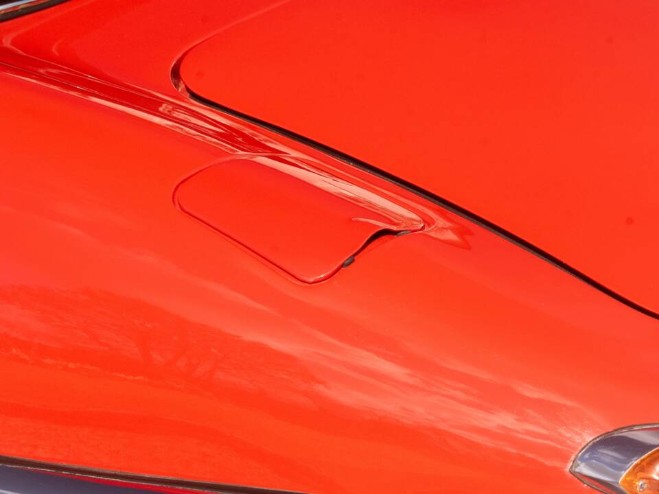 Image 38/50 de Jaguar E-Type (1967)