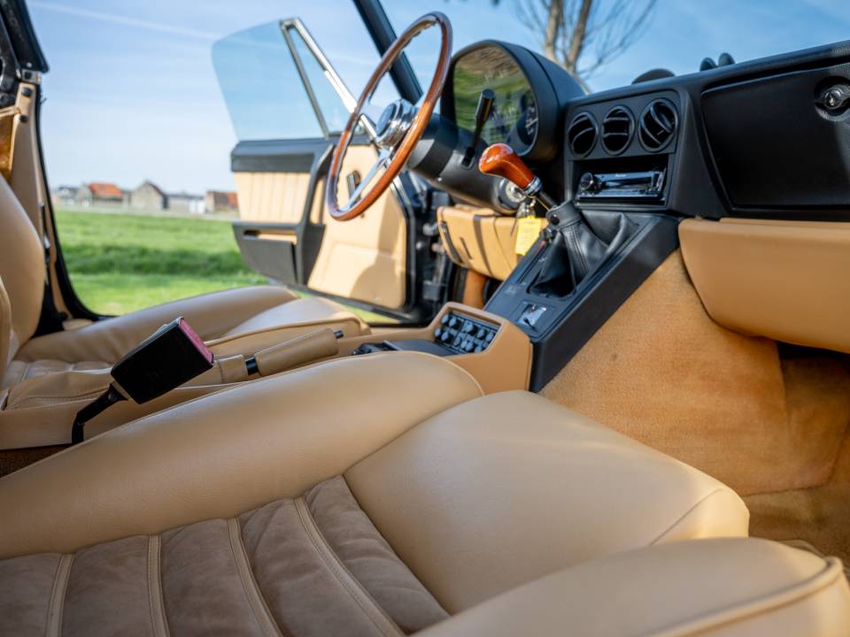 Image 16/20 of Alfa Romeo 2.0 Spider (1991)
