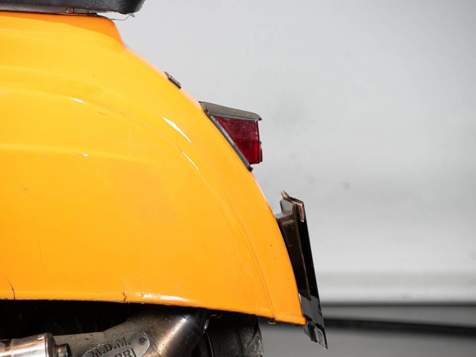 Afbeelding 27/33 van Piaggio Vespa 50 N Special (1974)