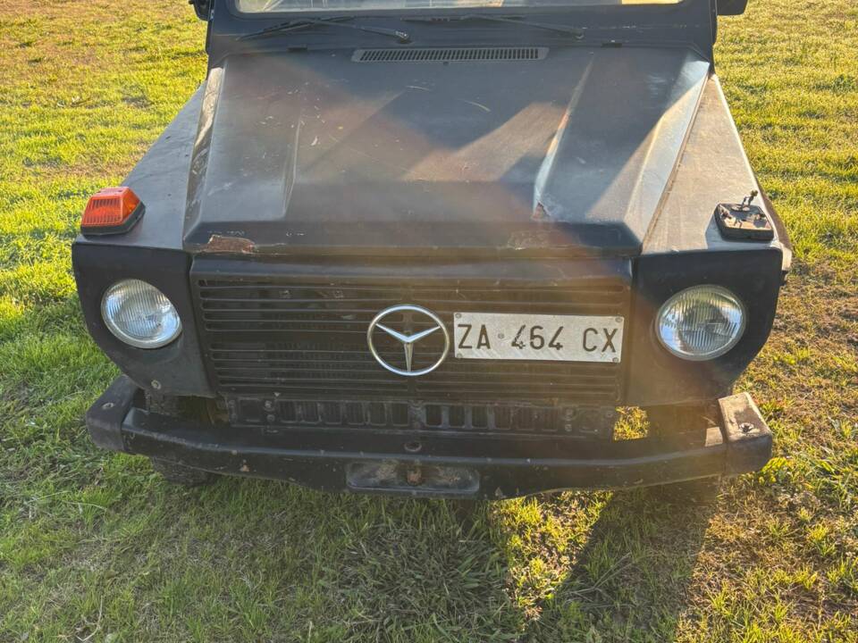 Image 23/53 of Mercedes-Benz 240 GD (SWB) (1982)