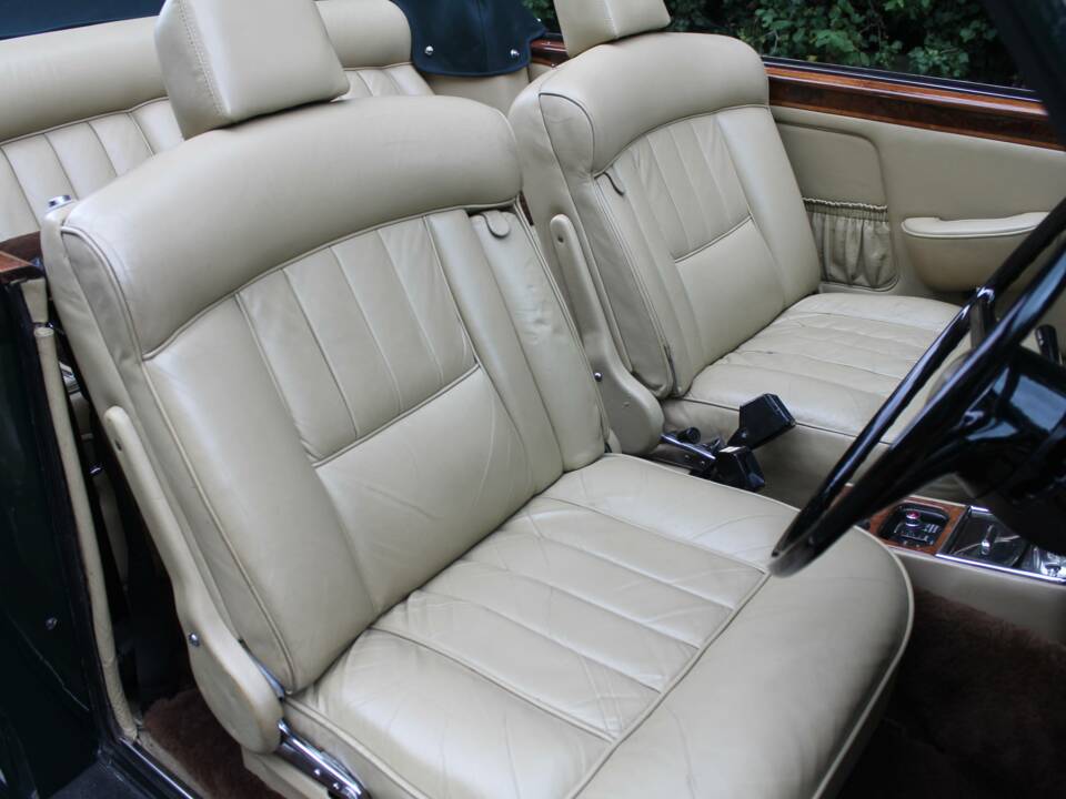 Bild 10/21 von Bentley Corniche I (1975)