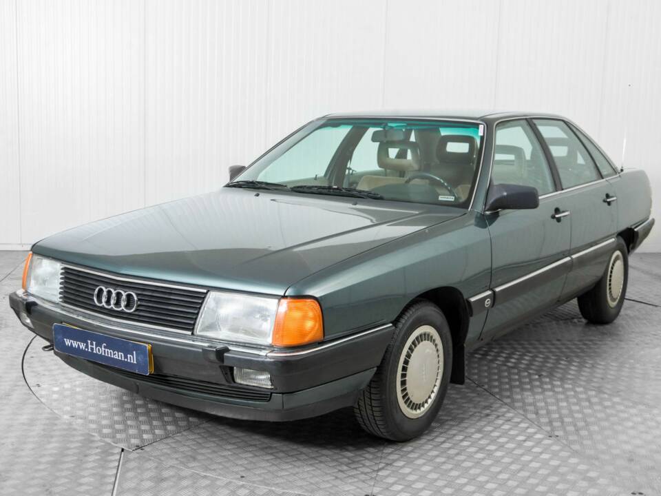 Image 18/41 of Audi 100 - 2.0 TD (1986)
