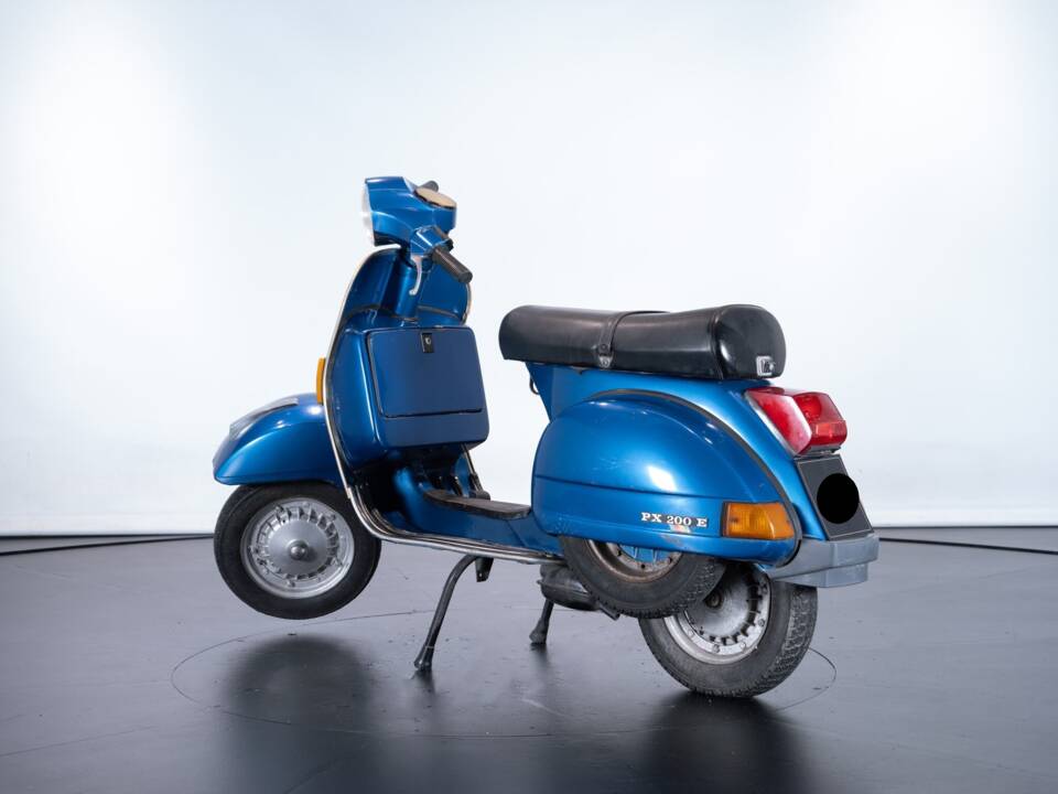 Immagine 5/9 di Piaggio Vespa PX 200 E (1984)