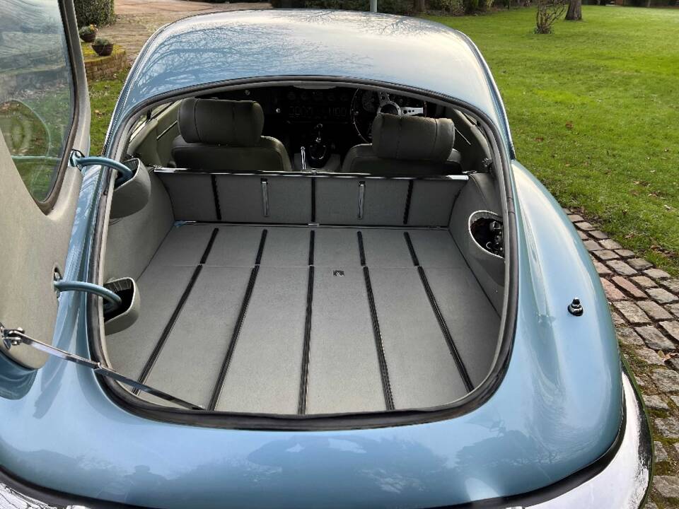 Bild 20/26 von Jaguar E-Type (1970)