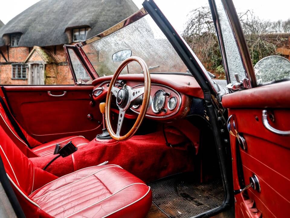 Imagen 14/26 de Austin-Healey 3000 Mk II (BN7) (1962)
