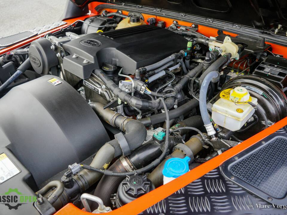 Image 18/41 of Land Rover Defender (2016)
