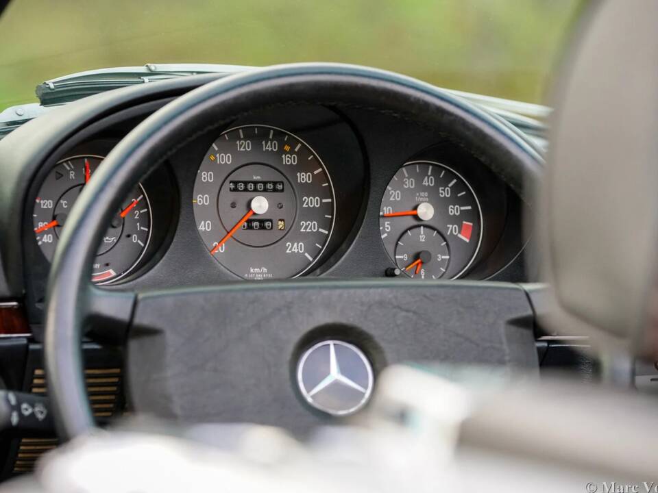 Bild 26/59 von Mercedes-Benz 280 SL (1985)
